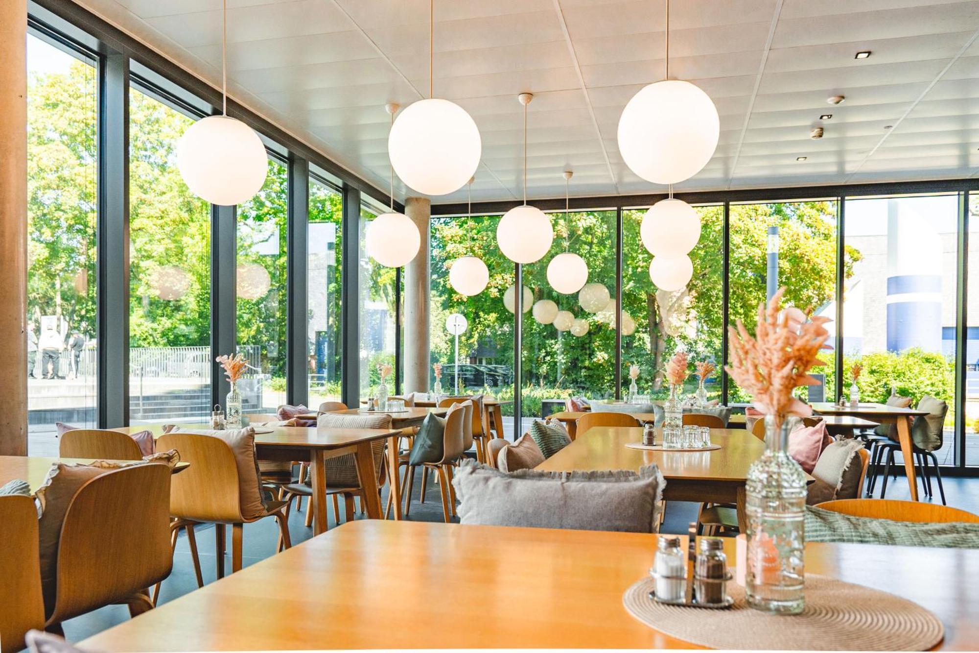 Hotel Am Campus เมินเคงลัดบาค ภายนอก รูปภาพ